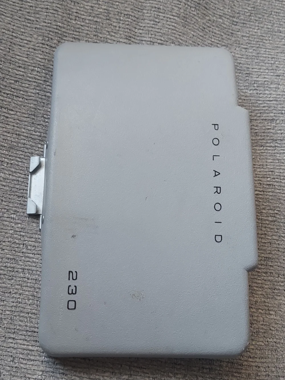 Polaroid Automatic 230 Land Camera Kit w/ Case, Flash, Bulbs & Manual